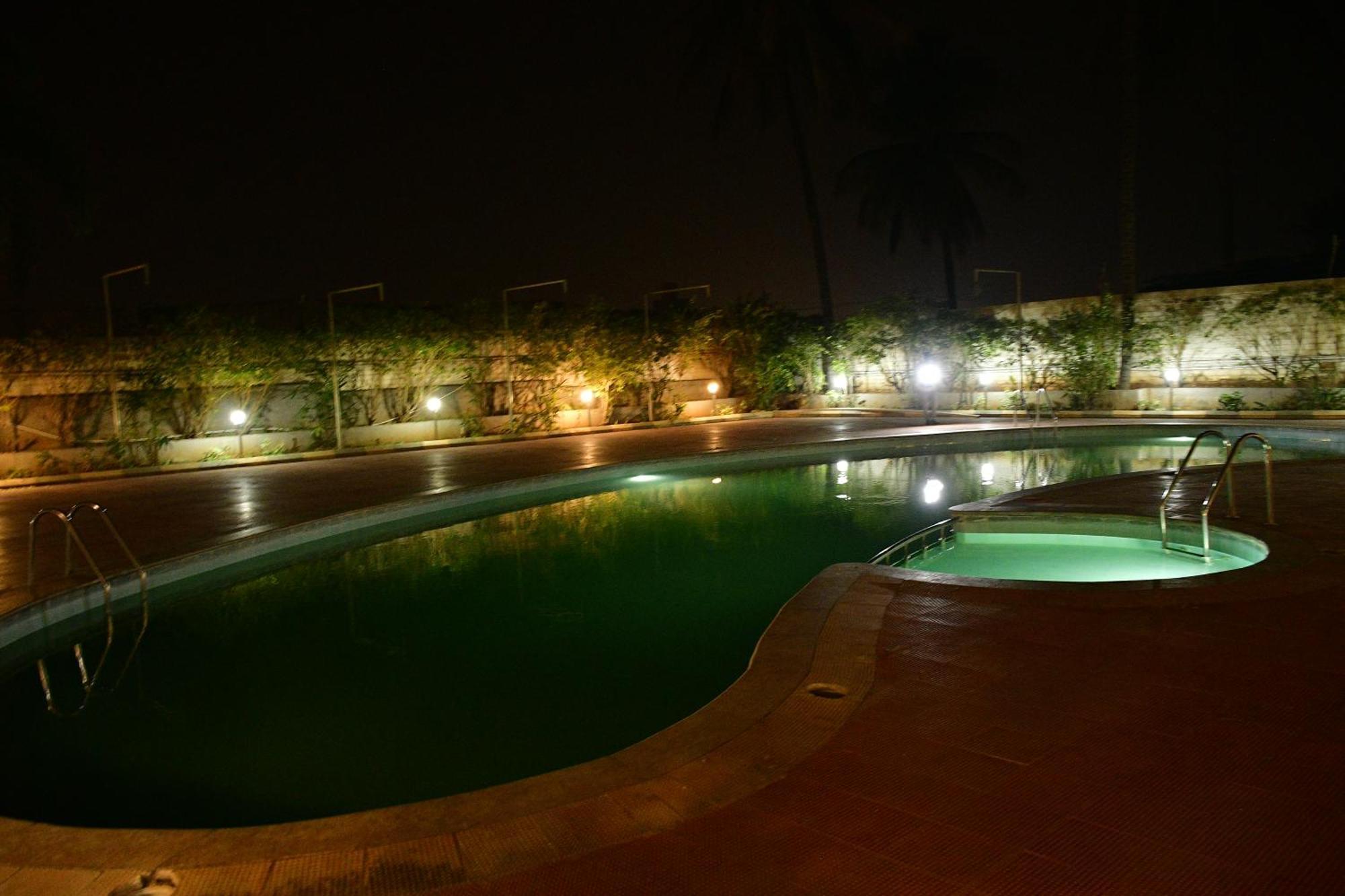 Chāmrājnagar Nijaguna Resorts מראה חיצוני תמונה