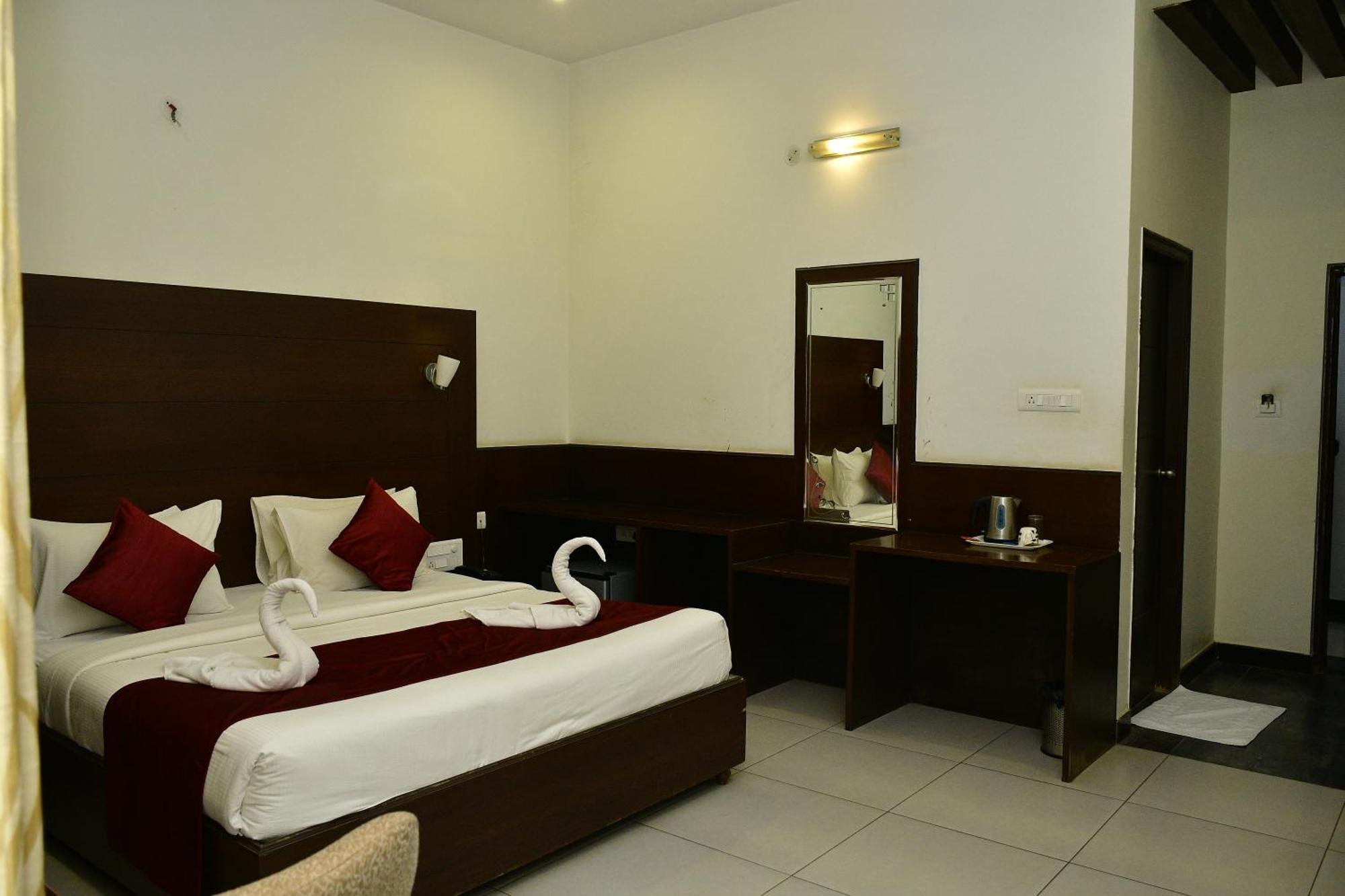 Chāmrājnagar Nijaguna Resorts מראה חיצוני תמונה
