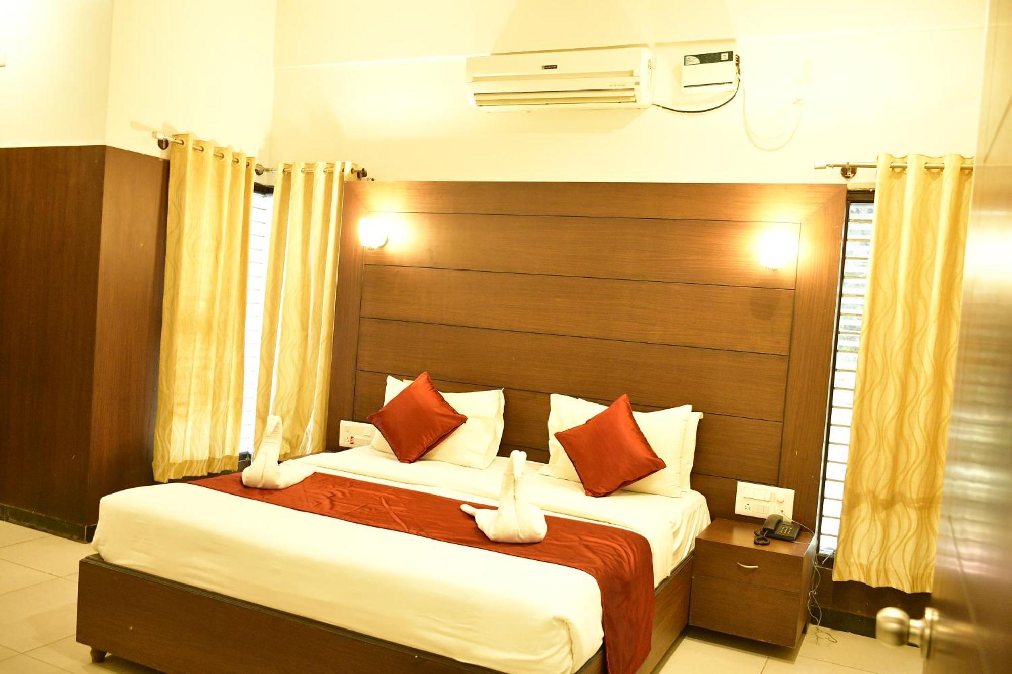Chāmrājnagar Nijaguna Resorts מראה חיצוני תמונה